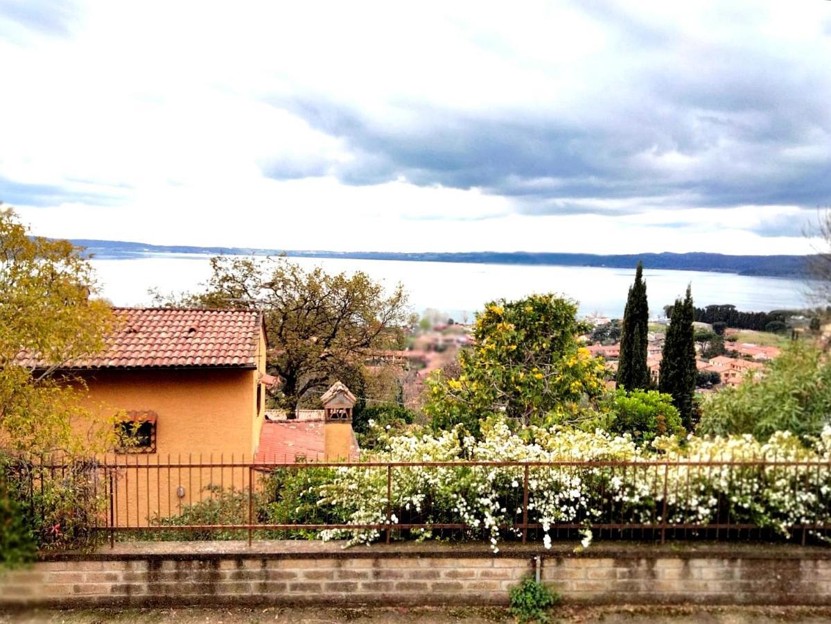 Sguardo Sul Lago Trevignano Romano Zewnętrze zdjęcie